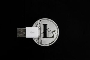 独自のビットコインノード用プラグアンドプレイサーバー
